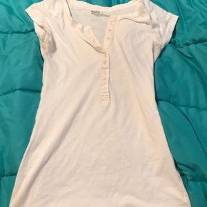White short sleeve Mossimo Henley